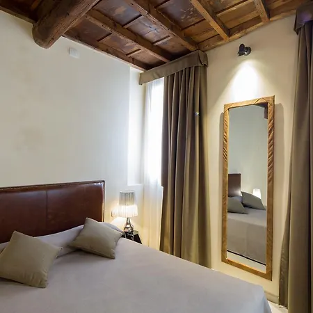 27 * Ferrara